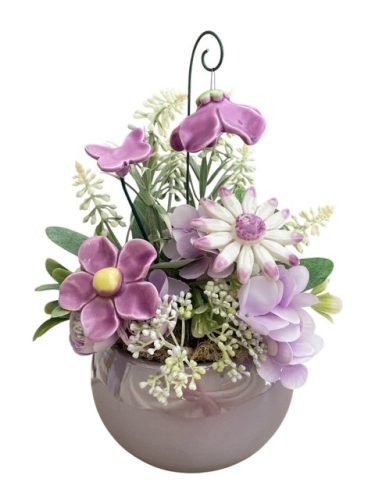 Asztaldísz lila kerámia virágokkal - lila nagy gömb kaspóban