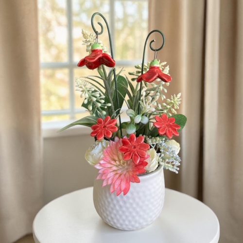 Asztaldísz mini harangvirágokkal - piros