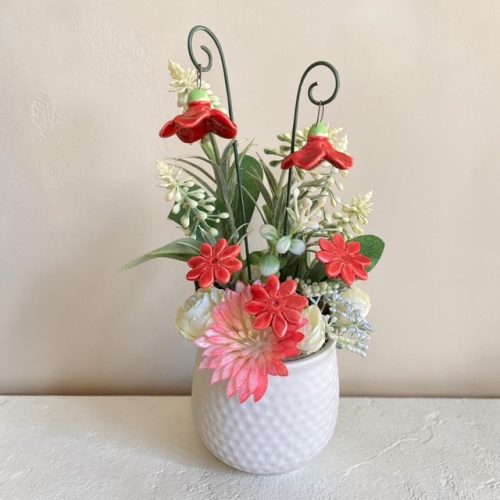 Asztaldísz mini harangvirágokkal - piros