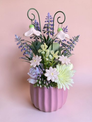 Asztaldísz mini harangvirágokkal - halvány lila