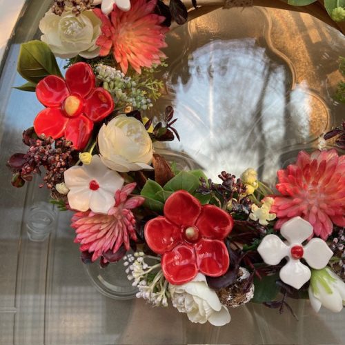 Ajtódísz kerámia virágokkal - PIROS