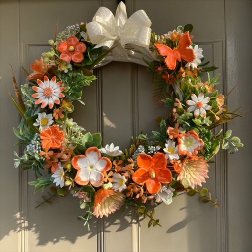 Ajtódísz kerámia virágokkal - NARANCSSÁRGA