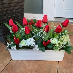 BETÉT07.Tavaszi virágláda betét piros tulipánokkal II.