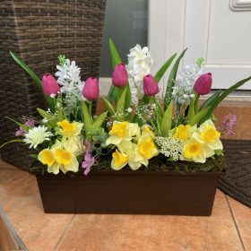 BETÉT110.Tavaszi virágláda betét nárciszokkal