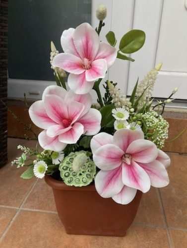 Tavaszi virágláda betét MAGNÓLIÁVAL - cirmos