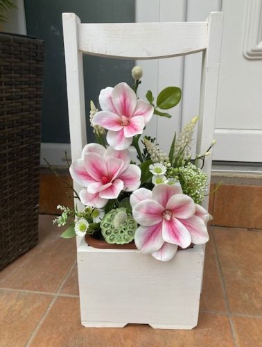 Tavaszi virágláda betét MAGNÓLIÁVAL - cirmos