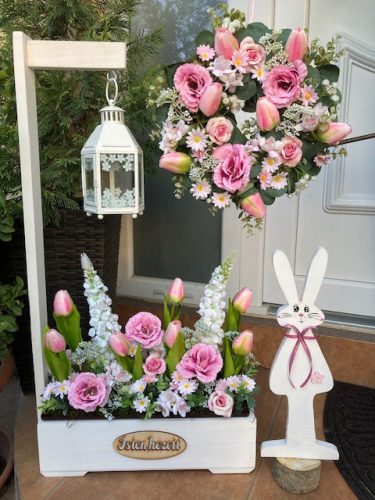 Tavaszi virágláda betét rózsaszín liziantusszal