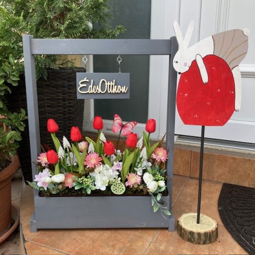 Tavaszi virágláda betét piros tulipánokkal