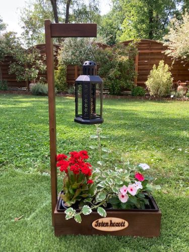 Szett 21. Fa kerekes kút 90 cm + gyertyalámpás virágláda  - sötét barna