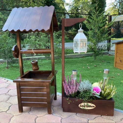 Szett 21. Fa kerekes kút 90 cm + gyertyalámpás virágláda  - sötét barna