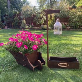   Szett 23. Fa talicska ültető betéttel + gyertyalámpás virágláda  - sötét barna