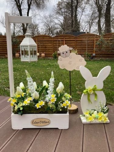 Nyuszi sárga virággal fa dekoráció 45 cm