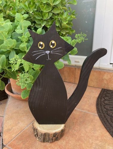 Fekete macska fa dekoráció