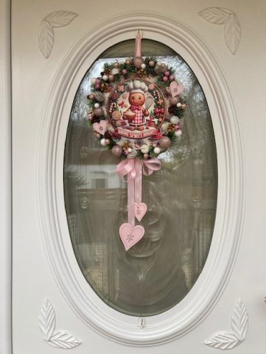 Ajtódísz CUKRÁSZ MÉZIVEL - 25 cm