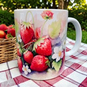 Bögre epres díszítéssel