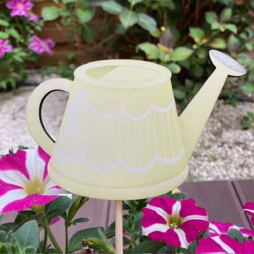 Locsoló pálcás beszúró 