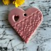 Kerámia SZÍV csipke mintával - piros
