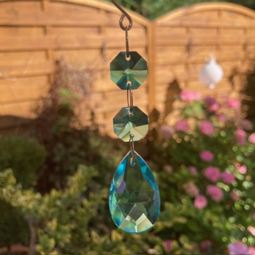 Szélforgó lila manóval és gombaházzal