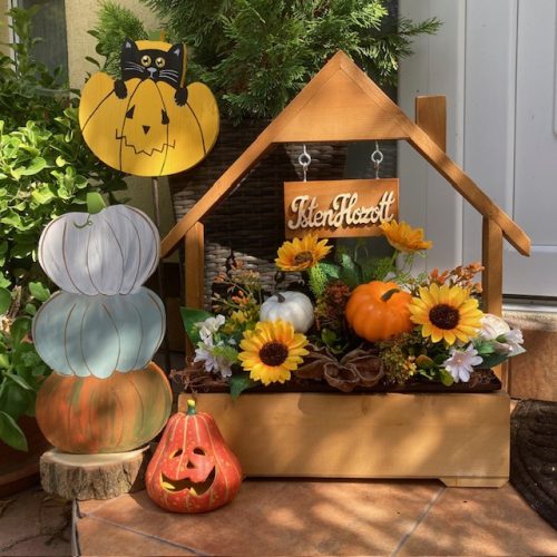 Virágláda - Fa kerti virágláda; házikó táblával - dióbarna