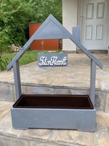 Virágláda - Fa kerti virágláda; házikó táblával - szürke