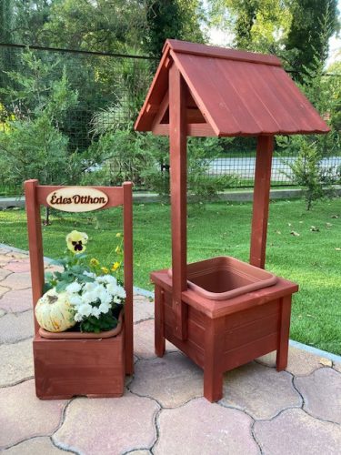 Kerti dekoráció - szett 55.B. Ültető betétes kút+kocka virágláda - cseresznye